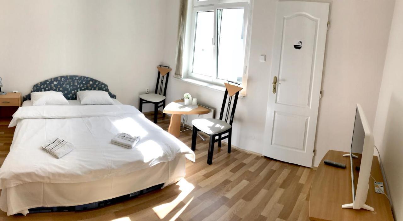 Pension Majovka Хеб Экстерьер фото